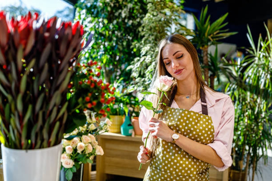 The Best Flower Delivery in the UK to Enrich Any Occasion