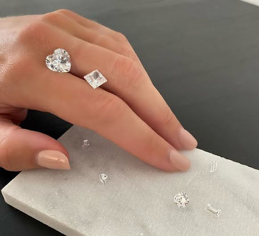 Online vs In-Store Diamond Shopping: Pros & Cons