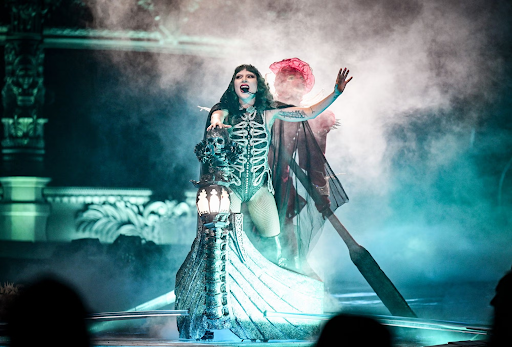 LADY GAGA